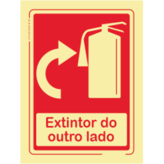 Segurança Contra Incêndio - "Extintor do outro lado" sentido direita