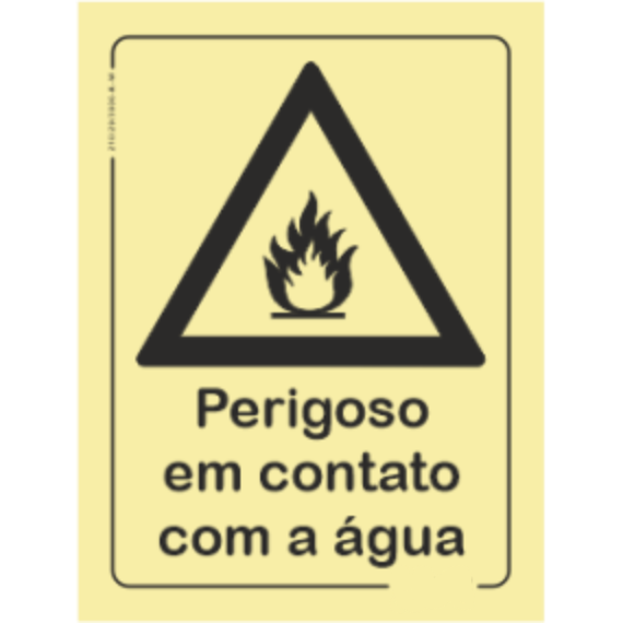 Perigo - "Perigoso em contacto com a água"