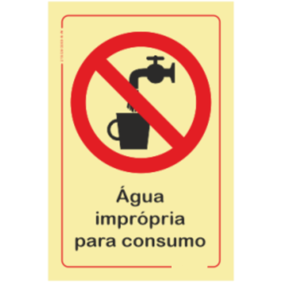 Proibição - "Água imprópria para consumo"
