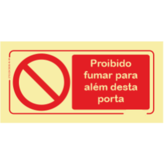 Proibição - "Proibido fumar para além desta porta"