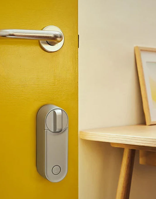 Fechadura com chaveiro inteligente BLE e WiFi