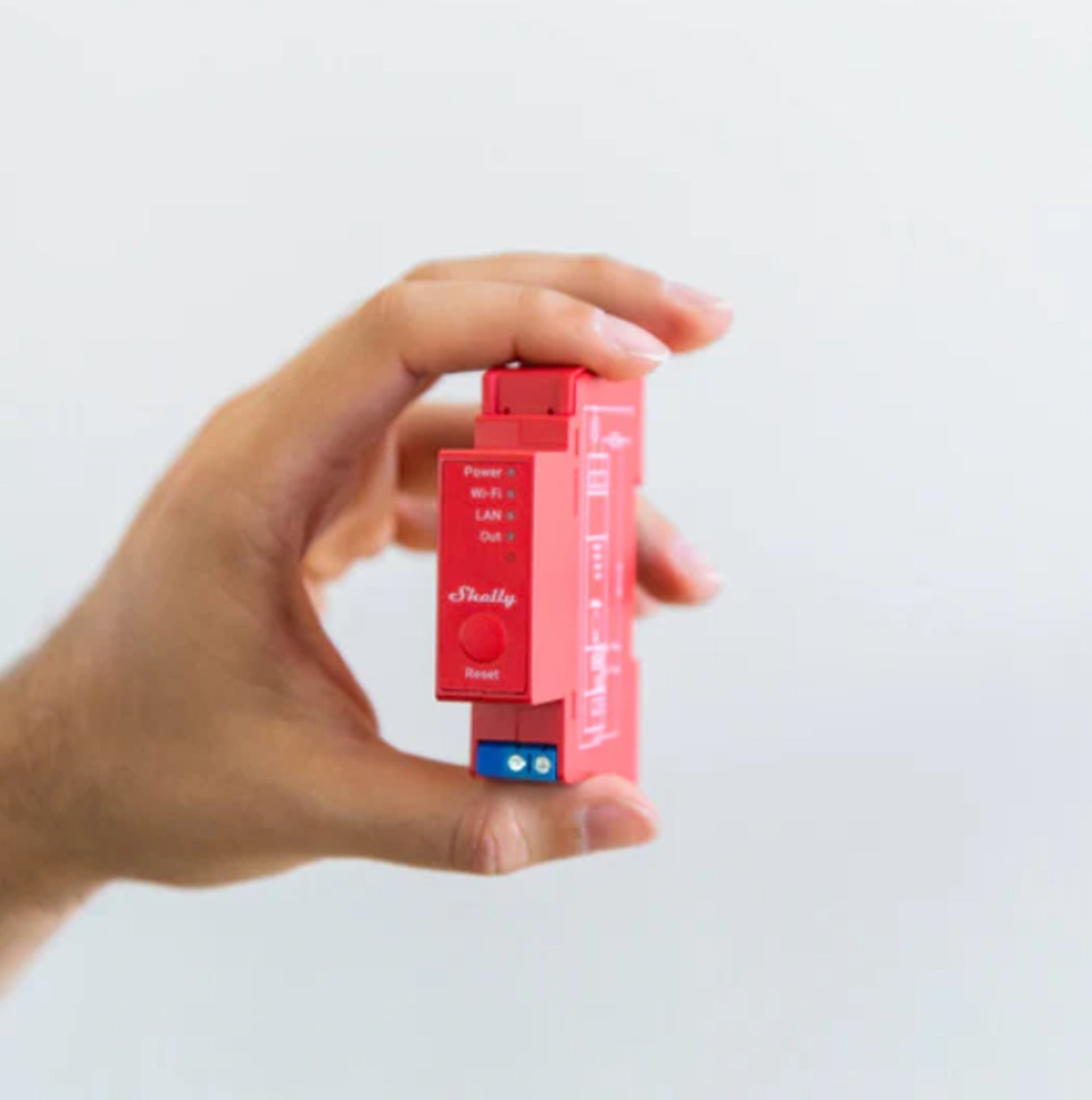 Módulo para calha DIN c/ 1 relé e medição de energia para automação Z-Wave™